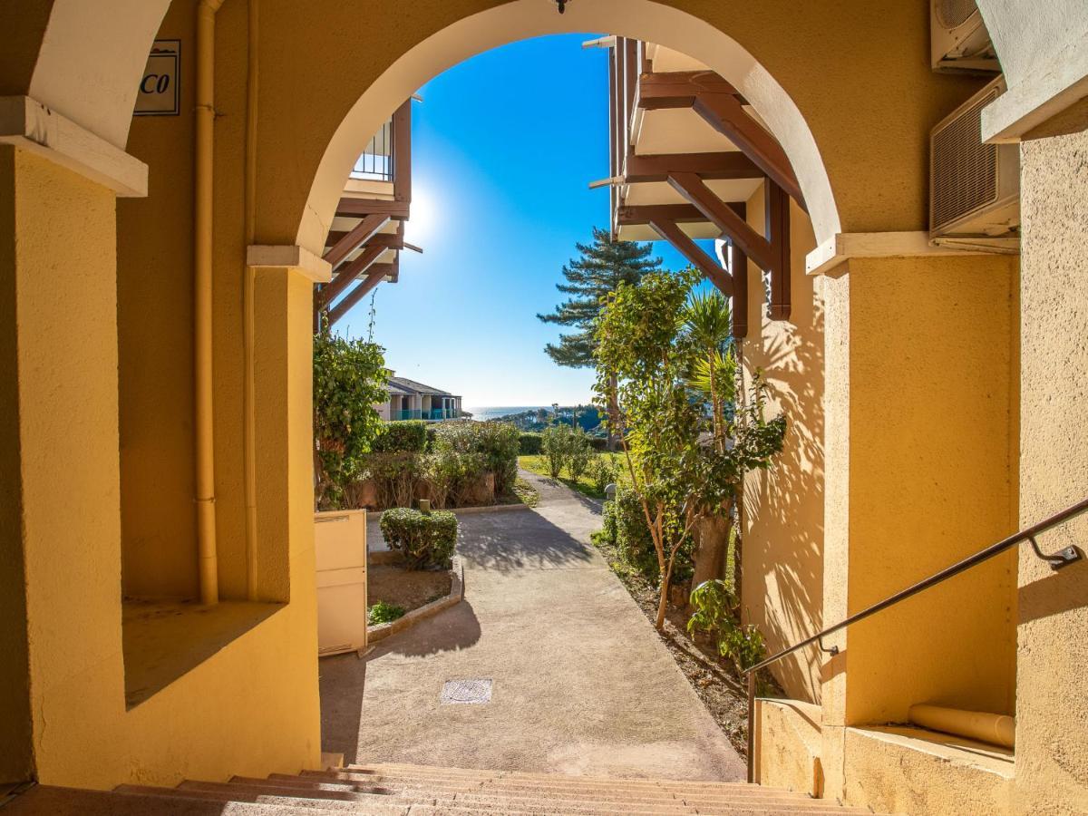 Apartment Village Cap Esterel - Le Village-76 By Interhome Saint-Raphaël Exterior foto