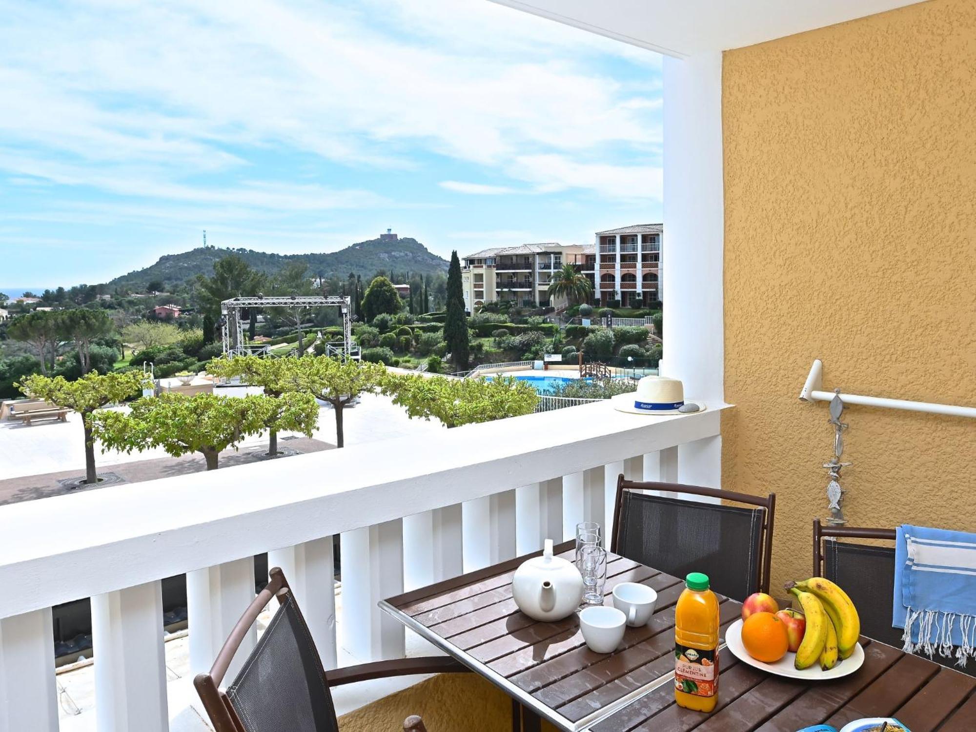 Apartment Village Cap Esterel - Le Village-76 By Interhome Saint-Raphaël Exterior foto