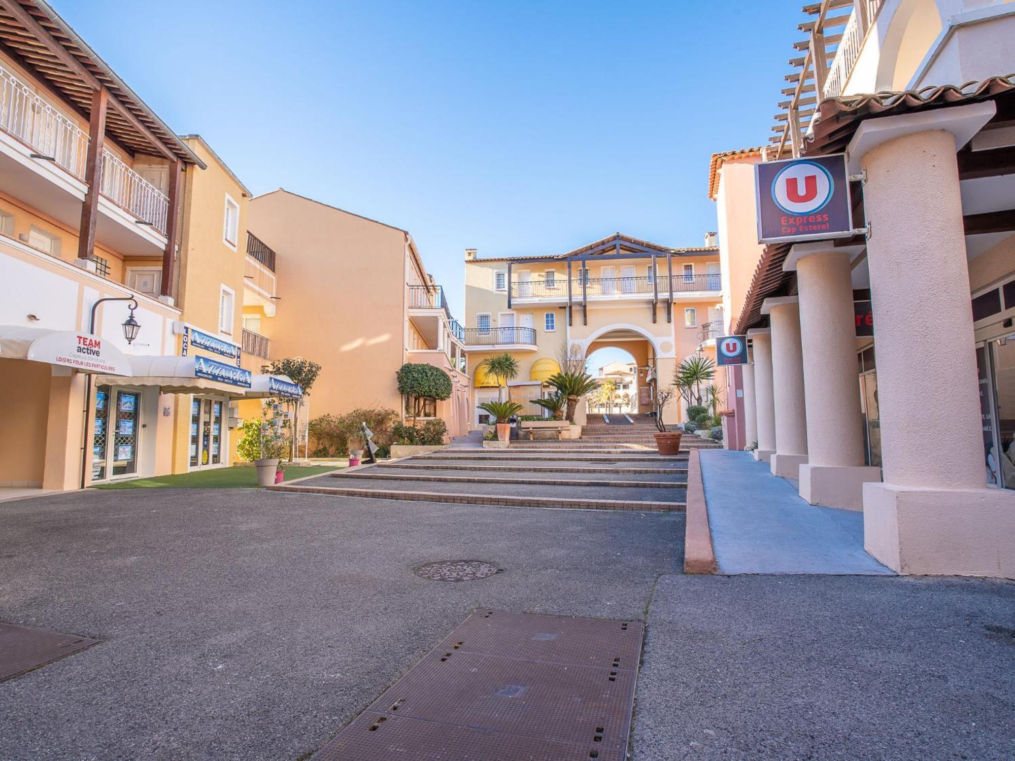Apartment Village Cap Esterel - Le Village-76 By Interhome Saint-Raphaël Exterior foto