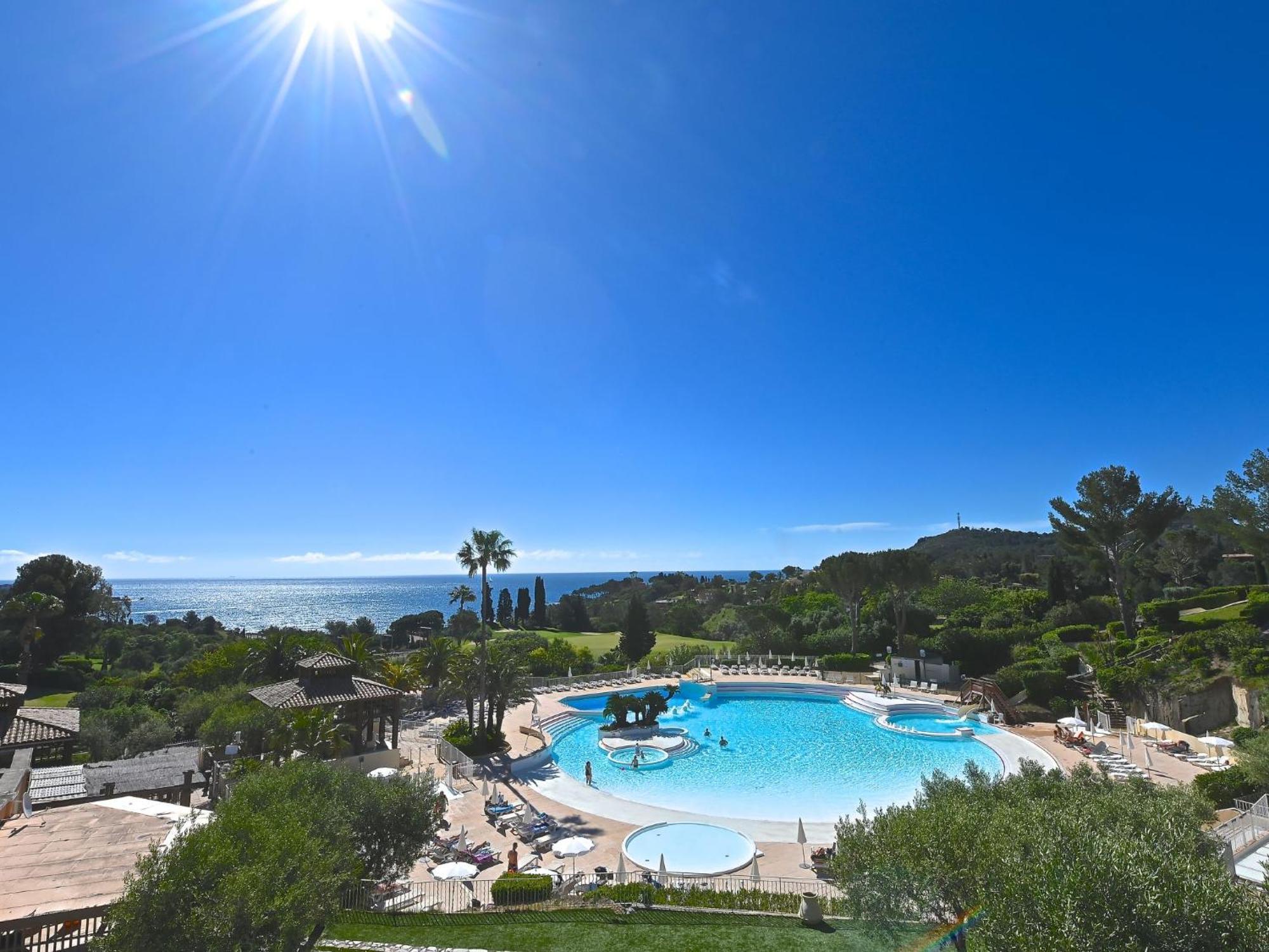 Apartment Village Cap Esterel - Le Village-76 By Interhome Saint-Raphaël Exterior foto