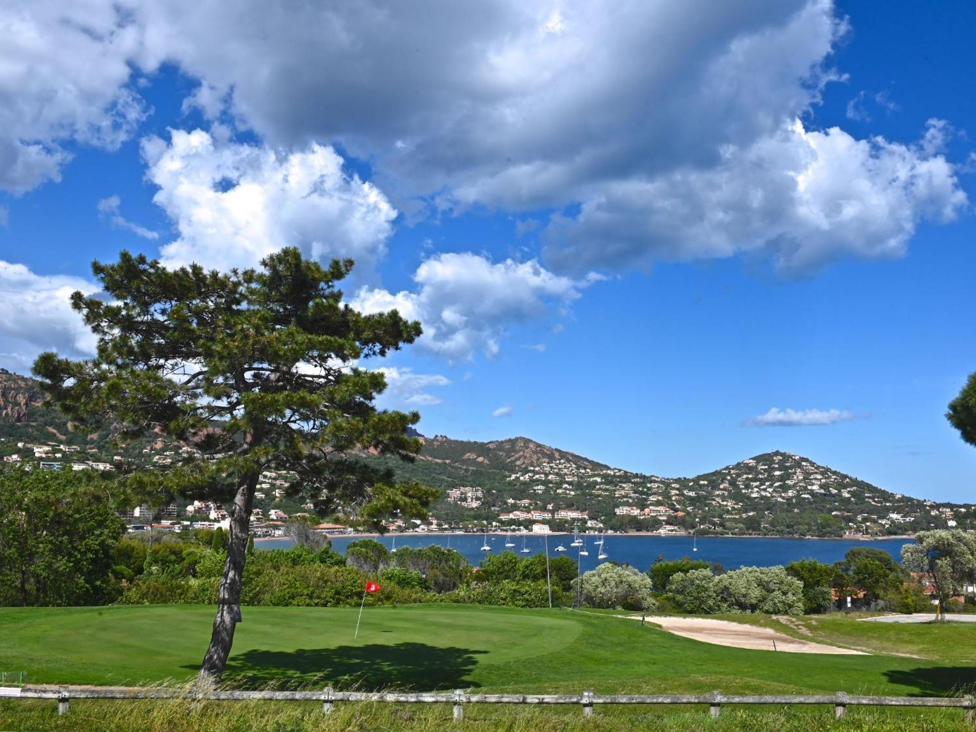 Apartment Village Cap Esterel - Le Village-76 By Interhome Saint-Raphaël Exterior foto
