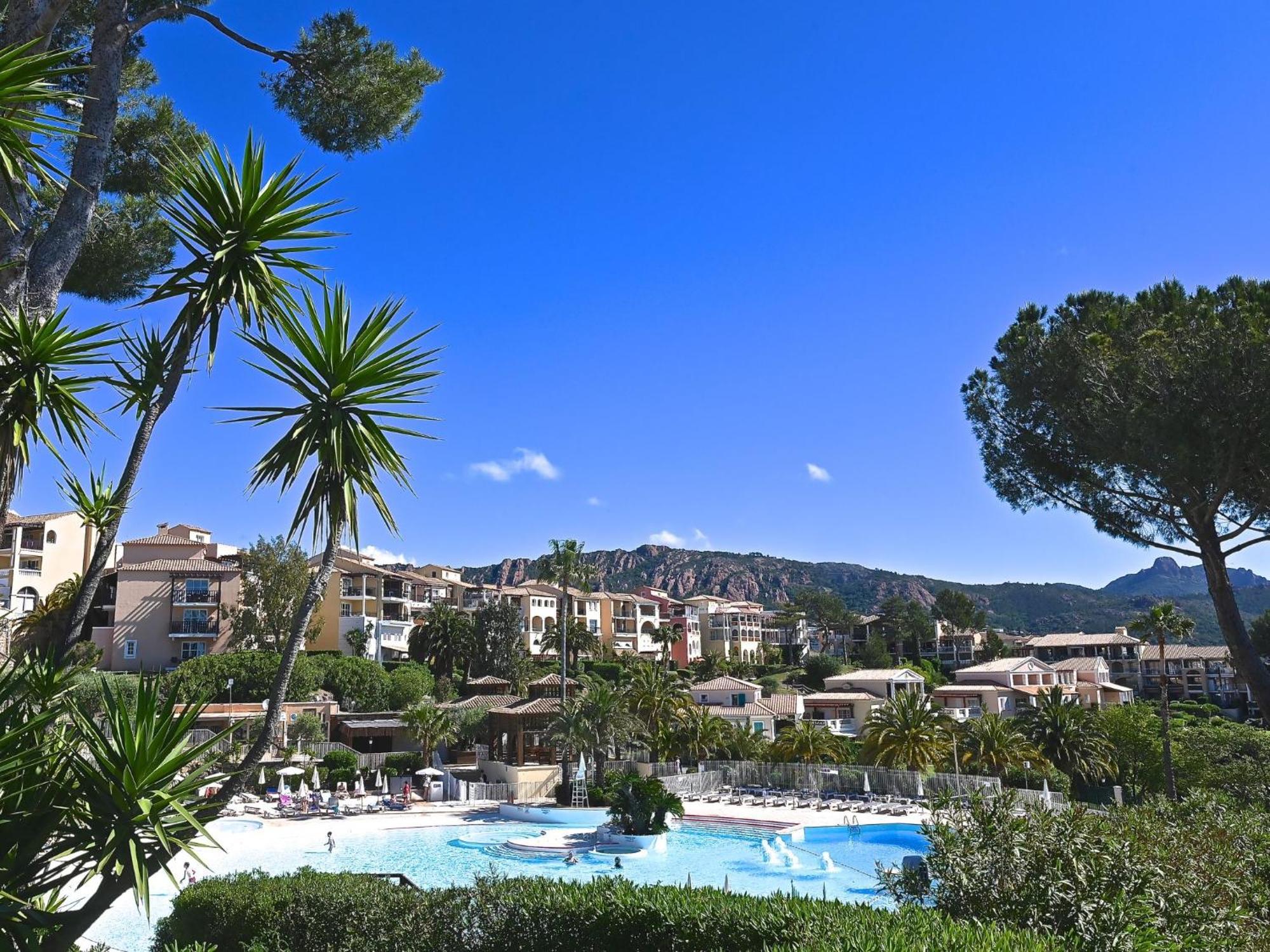 Apartment Village Cap Esterel - Le Village-76 By Interhome Saint-Raphaël Exterior foto