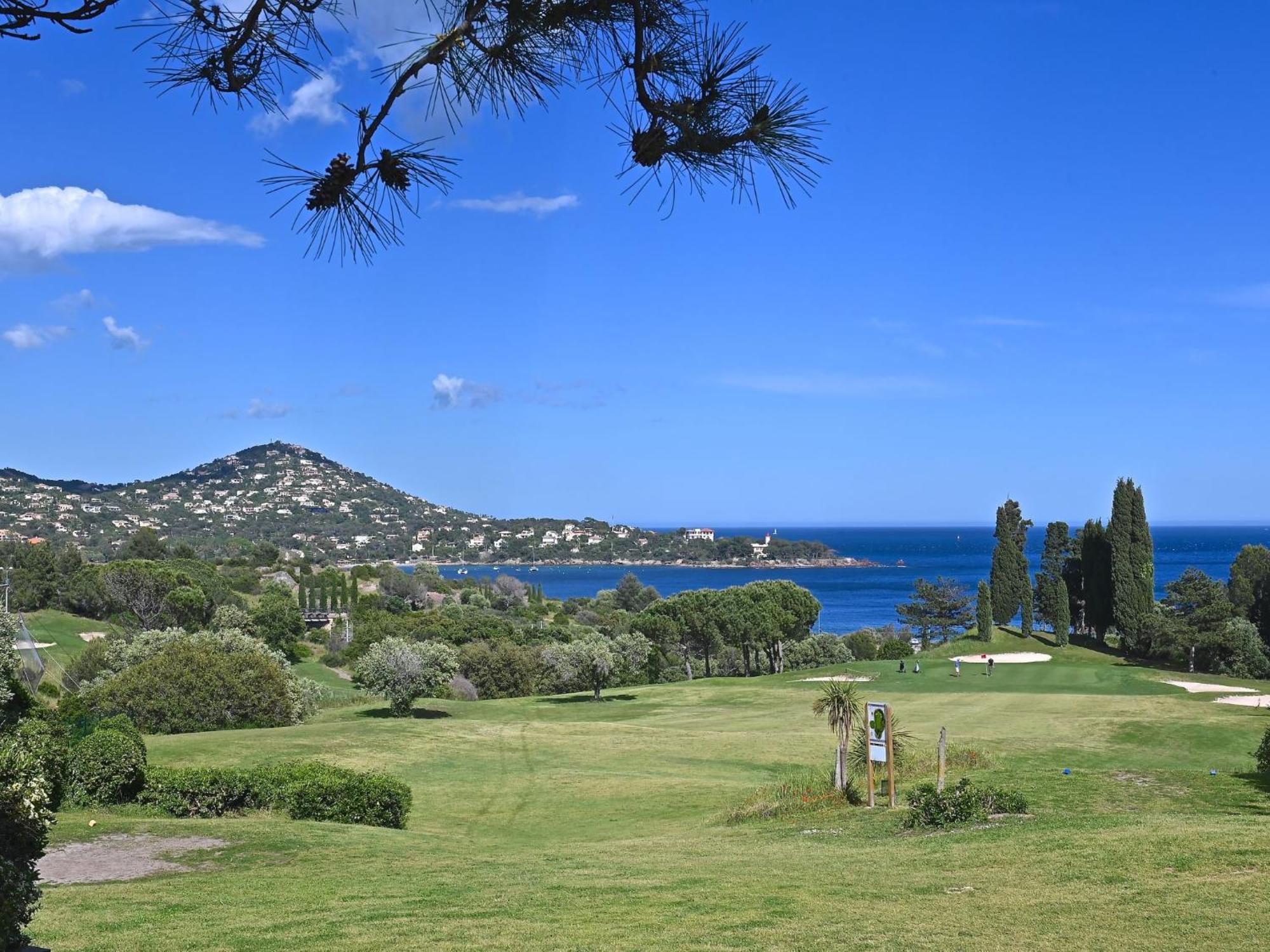 Apartment Village Cap Esterel - Le Village-76 By Interhome Saint-Raphaël Exterior foto