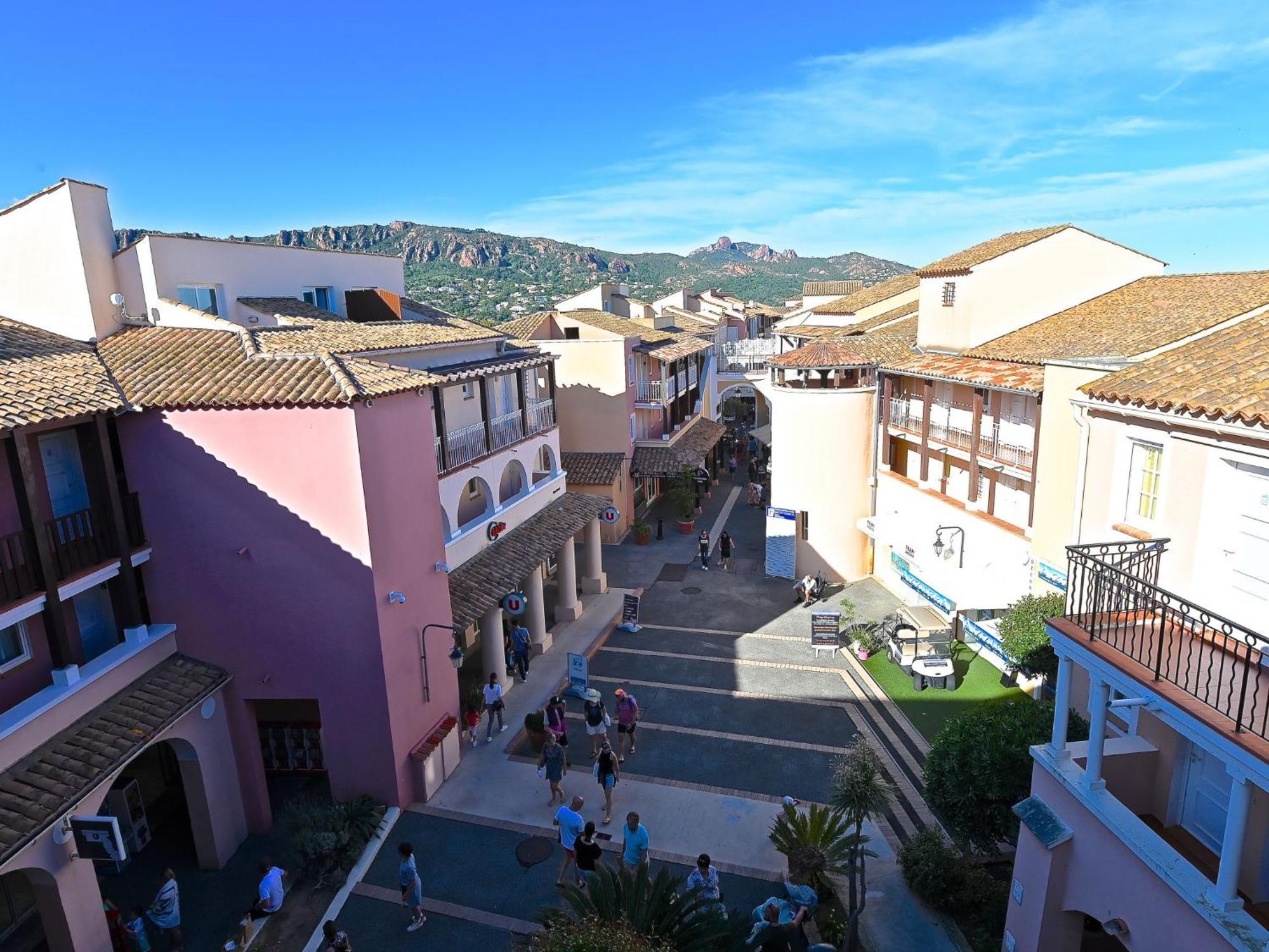 Apartment Village Cap Esterel - Le Village-76 By Interhome Saint-Raphaël Exterior foto