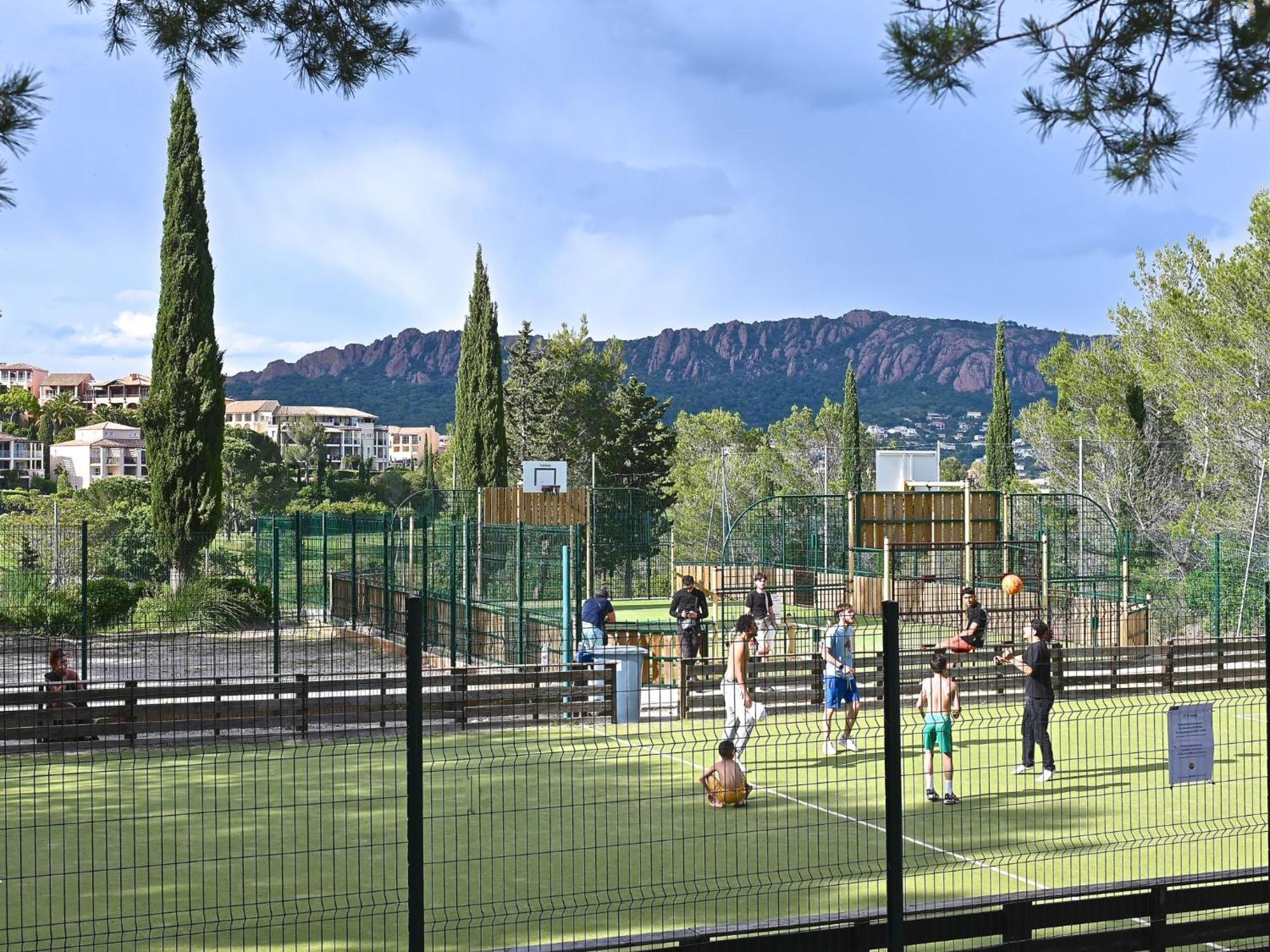 Apartment Village Cap Esterel - Le Village-76 By Interhome Saint-Raphaël Exterior foto